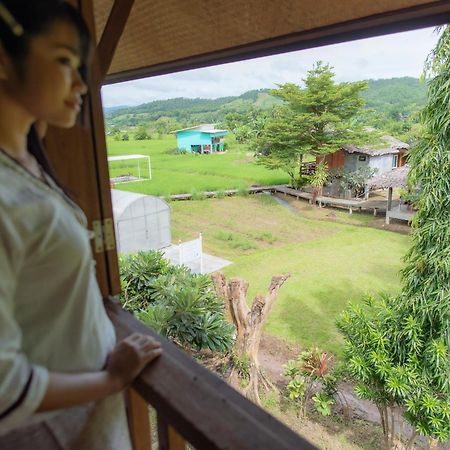 เฮินไต รีสอร์ท แม่ลาน้อย Ban Mae La Noi Bagian luar foto